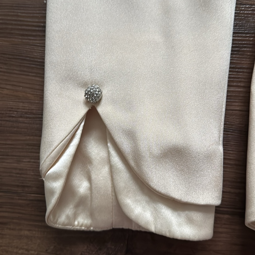 VINTAGE SILK STATEMENT BLAZER - Picture 7 of 16